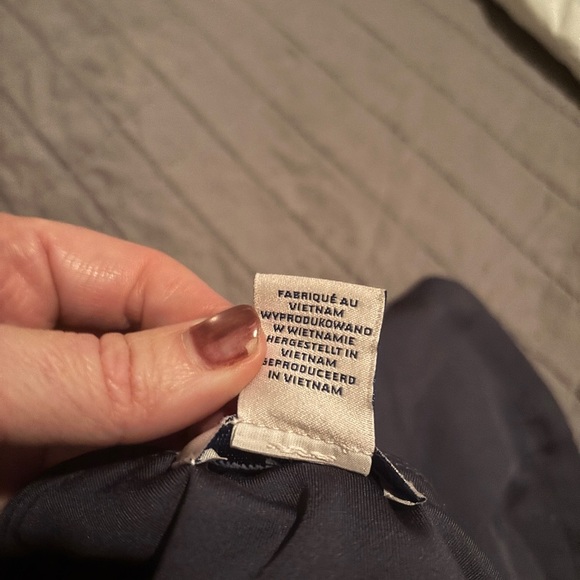 Tommy Bahama golf navy ruffle Women's Skort size large worn once - Picture 4 of 7